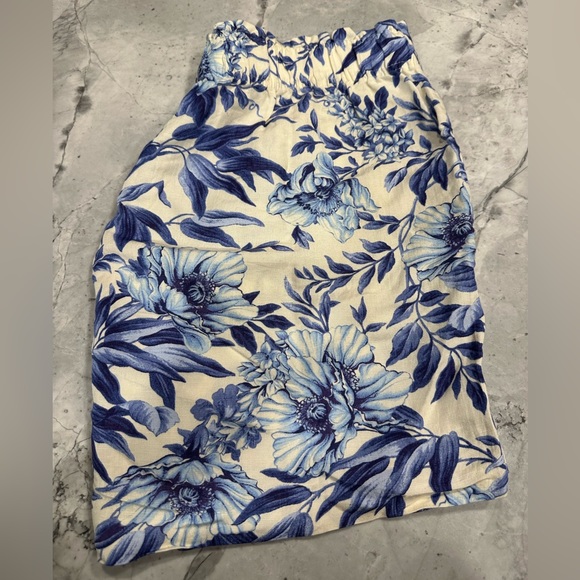 Blue and White H&M Linen Shorts! Brand New - Picture 2 of 2